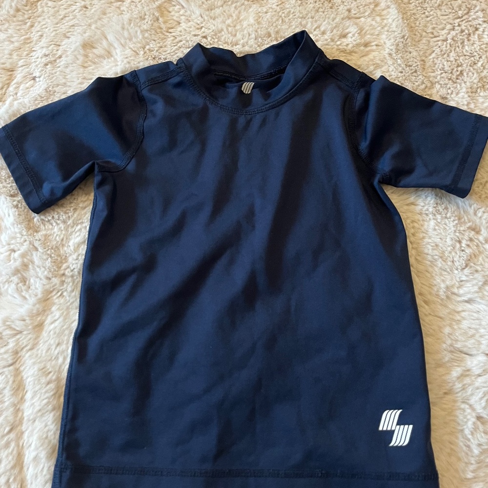 Children’s Place.  Navy Boys size 5 Swim Rashguard.